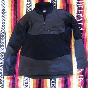 Patagonia men’s R1 field pullover black & grey